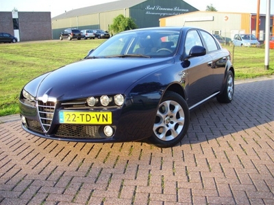 Alfa Romeo 159 1.9 JTS Distinctive (bj 2006)