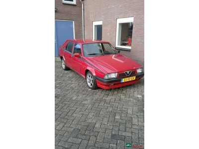 Alfa Romeo 75 1.8 i.e. youngtimer