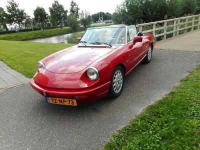 Alfa Romeo Spider 2.0 U9 (1992)