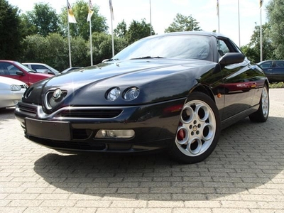 Alfa Romeo Spider CLASSICO 3.0 24V V6 (bj 2001)