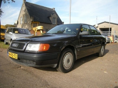 Audi 100 2.3 E met oa climatronic (bj 1994)