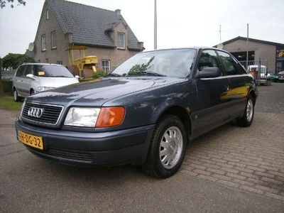 Audi 100 2.4 Unieke en sterke 5 cilinder diesel uitvoering