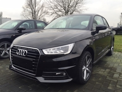 Audi A1 1.0 TFSI Basic Adrenalin, Xenon, 17