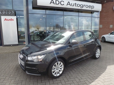 Audi A1 Sportback 1.2 TFSI 63kW/86pk Attraction CONNECT +