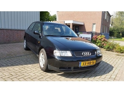 Audi A3 1.6 Ambition (bj 1999)