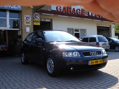 Audi A3 1.6 Ambition *CruiseCtrl / ECC* (bj 2001)