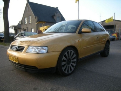 Audi A3 1.6 Attraction (bj 1999)