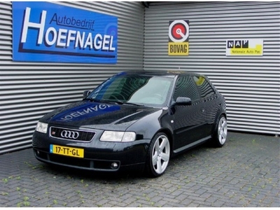 Audi A3 1.8 5V T S3 Sportline Quattro (bj 2000)