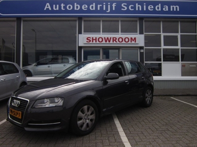 Audi A3 Sportback 1.6 TDI ATTRACTION PRO LINE (bj 2011)