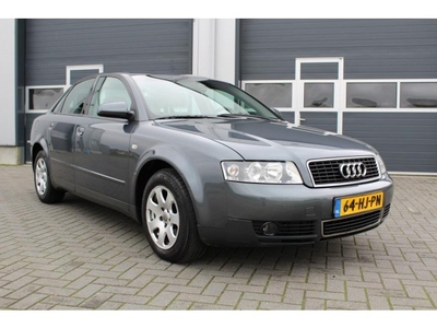 Audi A4 2.0 Exclusive met o.a.cruise, airco elec. pakket