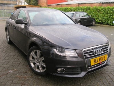 Audi A4 3.0 TDI Quattro bj;08 300 PK!! LeEr+NaVi Bom voll!!