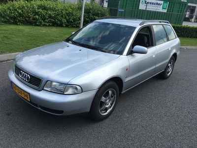 Audi A4 Avant 1.8 5V Nieuwe APK