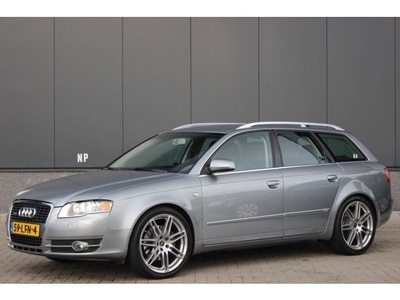 Audi A4 Avant 2.0 TFSI q. S-Line, Leder, Navi, DVD's