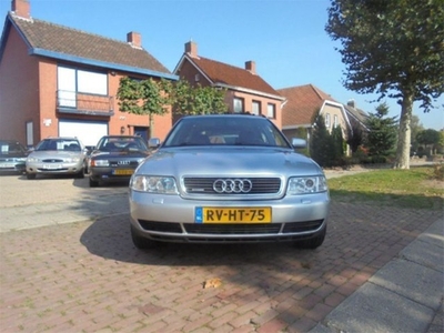 Audi A4 Avant 2.8 V6 Quattro BOMVOL!!!VERKOCHT