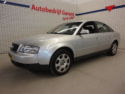 Audi A6 2.4 Exclusive MT (bj 2001, automaat)