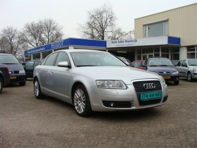 Audi A6 2.4 Pro Line Business (bj 2004)