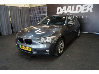 BMW 1 Serie 116i Business, Navigatie, Parkeersensoren