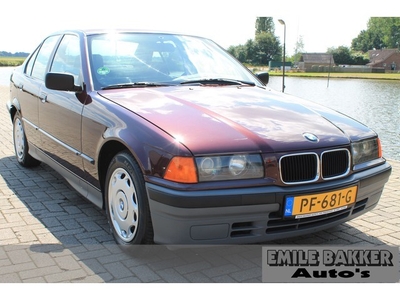 BMW 3 Serie 316I Automaat/ 91.000 KM!!! (bj 1993)