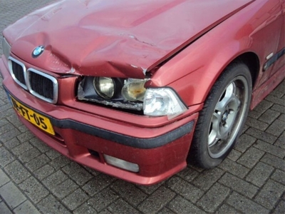 BMW 3-serie 316i executive SCHADE (bj 1998)