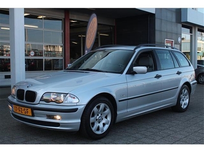 BMW 3 Serie 318i TOURING EXEC Automaat (bj 2000)