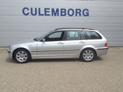 BMW 3-serie 318i Touring Executive SILVER ED.