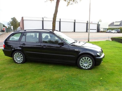 BMW 3 Serie 318i TOURING EXECUTIVE XENON 153DKM FACELIFT