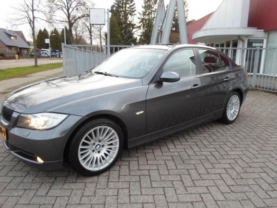 BMW 3-serie 320d High Executive topconditie bomvol navi