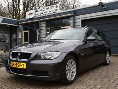 BMW 3-serie Touring 318d Executive 2e PAASDAG GEOPEND!!!