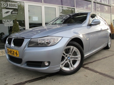 BMW 3 Serie Touring 318d Executive Navigatie Leder Pano