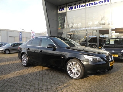 BMW 5 Serie 2.2 I 520 (bj 2004)