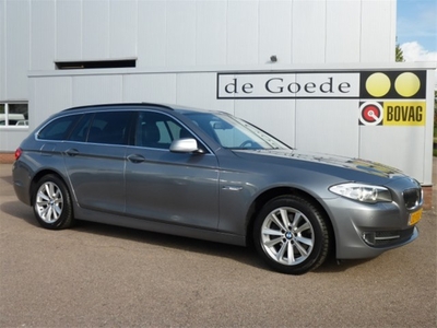 BMW 5 Serie 520d High Exe,schuifdak,el.trekh,enz.