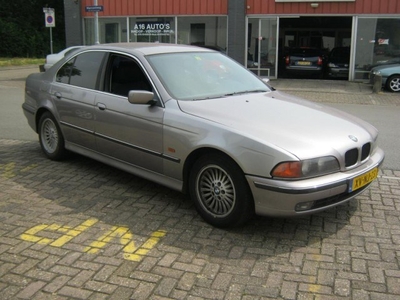 BMW 5-serie 520i Executive