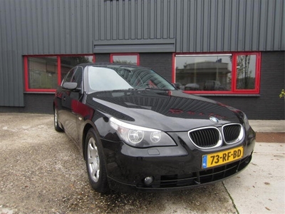 BMW 5 Serie 525D BUSINESS NAVI/CLIMA/NAP (bj 2005)