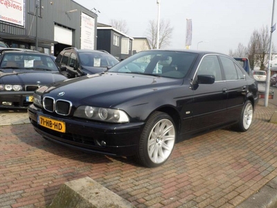 BMW 5 Serie 525i individule uitvoering leer navi inruil