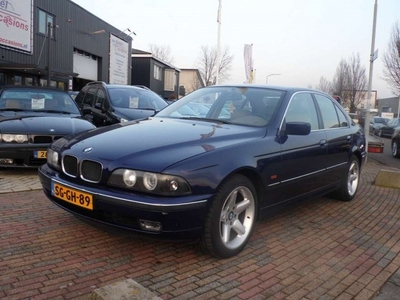 BMW 5 Serie 528i Executive airco leer inruil mogelijk