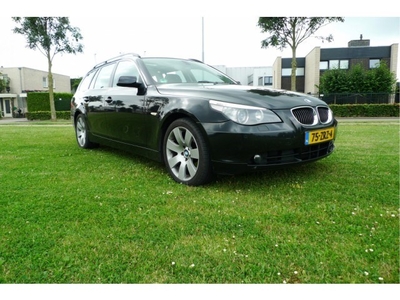 BMW 5 Serie Touring 530D EXECUTIVE (bj 2006, automaat)