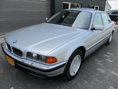 BMW 7-serie 750iL 148537 km, zeer goede staat