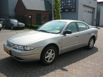 Chevrolet Alero 3.4 V6 SC (bj 2000, automaat)