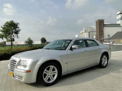 Chrysler 300C 3.0 V6 CRD (bj 2008, automaat)