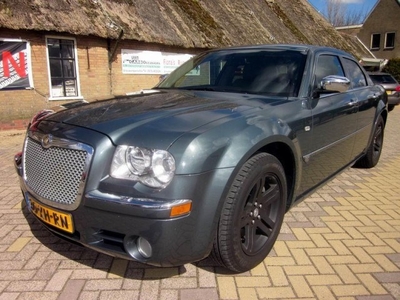 Chrysler 300C 3.5 V6 ((Krukaslagers hoorbaar, verder een