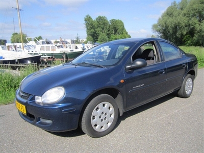 Chrysler Neon 2.0 16v LE (bj 2000)