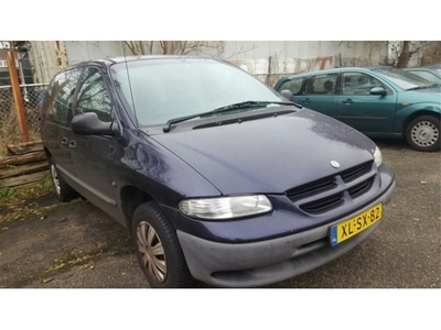 Chrysler Voyager 2.4I SE 7P. GENOEMDE PRIJS IS DE