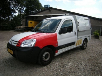 Citroen Berlingo X-TR 1.6hdi ACHTERWAARTSE KIPPER (bj 2008)