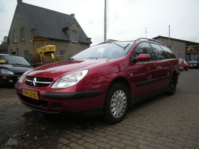 Citroen C5 2.0-16V Ligne Prestige met oa airco + navi