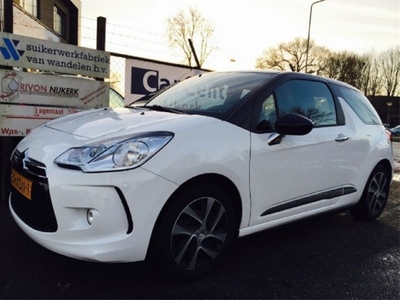 Citroen DS3 1.4 e-HDi Chic AUT 1.EIGENAAR ALS NIEUW KM