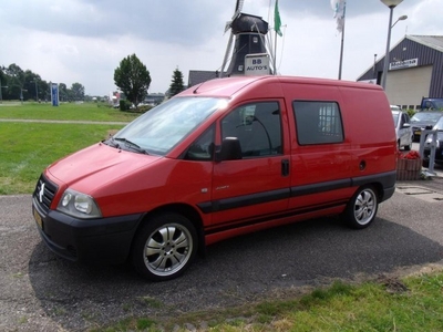 Citroen Jumpy 19D,invalidevervoer,rolstoelbus.