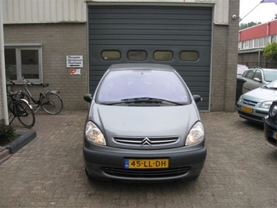 Citroen Xsara Picasso 1.8 16v difference (bj 2003)