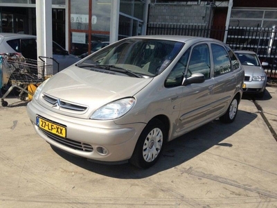 Citroen Xsara Picasso 1.8i-16V Exclusive (2003)