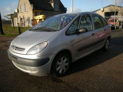 Citroen Xsara picasso 2.0 HDI (bj 2001)