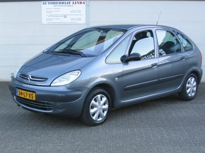 Citroen Xsara Picasso 2.0i-16V Différence (bj 2003) G3 /